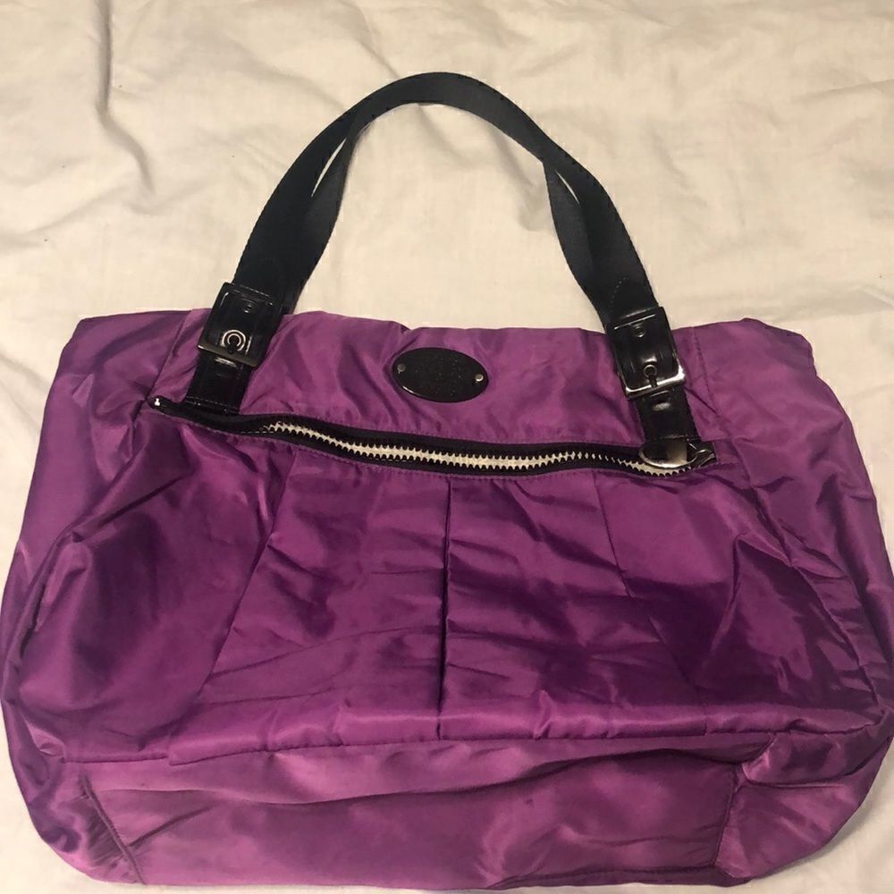 Kenneth Cole Reaction Tote Bag - Picture 4 of 11